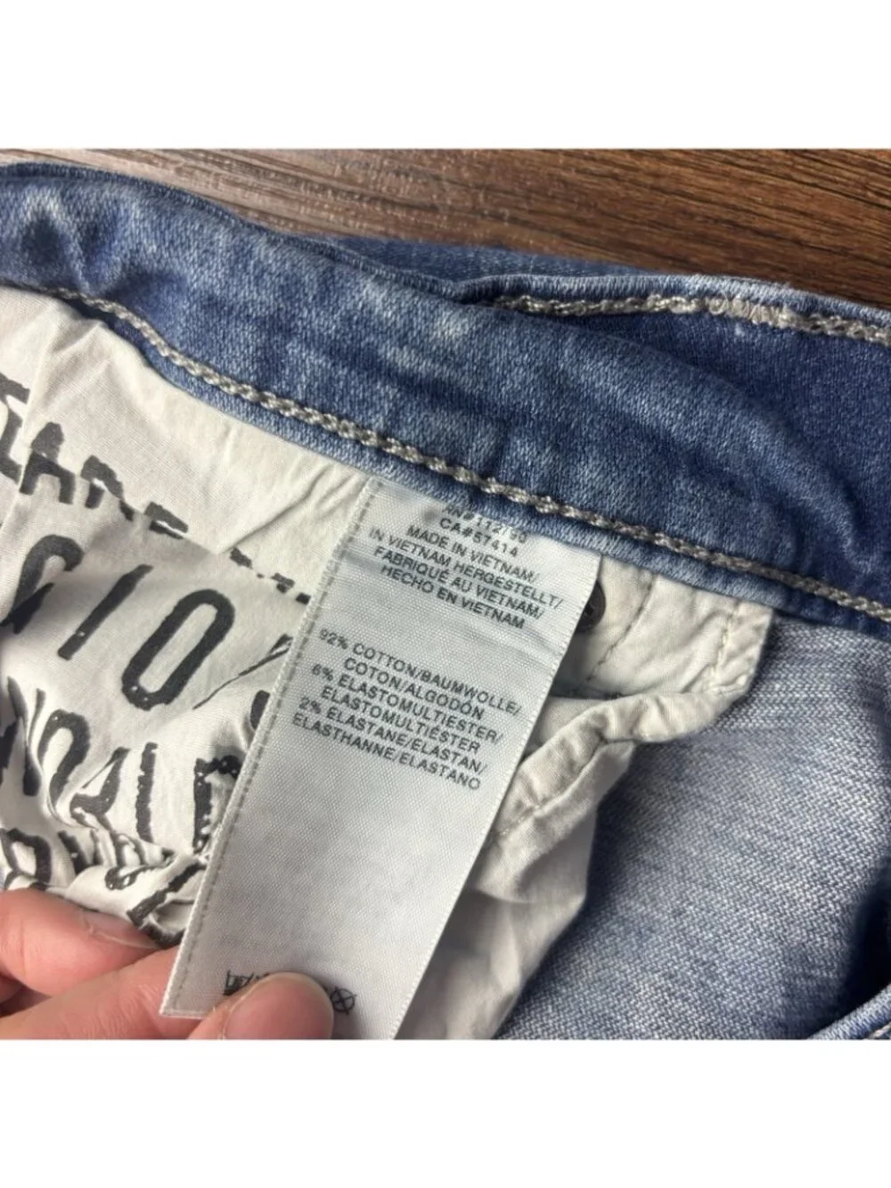 True Religion Geno Relaxed Slim Biker Jeans Distressed Medium Wash Men’s Size 38